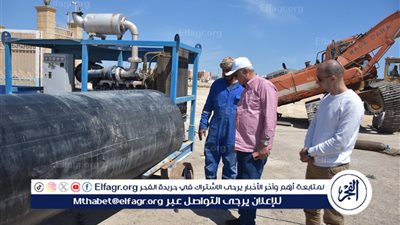 رئيس شركة مياه مطروح يقوم بجولة تفقدية لعدد من المشروعات بالمدينة