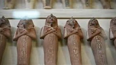 أمن القاهرة يضبط 100 قطعة فرعونية وسبيكة ذهب مقلدة بحوزة 6 أشخاص 