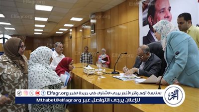 خلال لقائه خدمة مواطنى ( ابوقرقاص – ملوى – ديرمواس) محافظ المنيا يناقش ملفات التعليم والصحة والطرق 