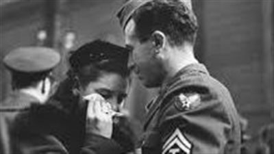 حكايات الحب في زمن الحرب.. قصص عشق غيرت مجرى التاريخ في الحرب العالمية الثانية