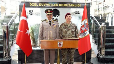  رئيس أركان حرب القوات المسلحة يعود إلى أرض الوطن بعد إنتهاء زيارته الرسمية لدولة تركيا 