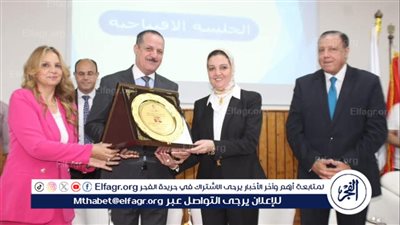 نائب رئيس جامعة عين شمس تفتتح المؤتمر السنوى لكلية الآداب بعنوان