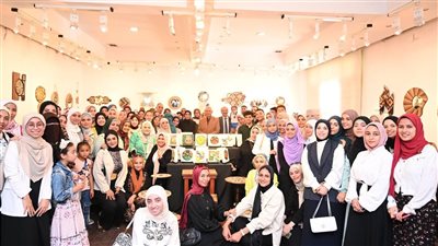 افتتاح معرض فنون نفعية بكلية التربية النوعية بجامعة الفيوم