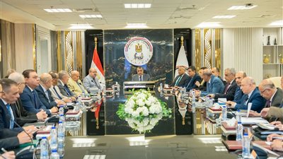 وزير الإنتاج الحربي: ننقل أحدث تكنولوجيا التصنيع لخطوط الإنتاج