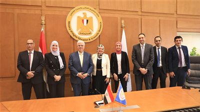 عاشور:يشهد توقيع بروتوكول تعاون بين صندوق تطوير التعليم ومعهد بحوث الإلكترونيات