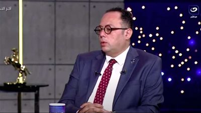 خبير معلومات يُحذر من مخاطر السوشيال ميديا والألعاب الالكترونية 