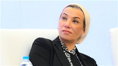 وزيرة البيئة تشارك في الجلسة الافتتاحية لفعاليات المعرض العربي للاستدامة