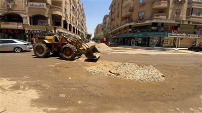 محافظة الجيزة: إصلاح كسر مفاجئ بخط مياه بمنطقة 