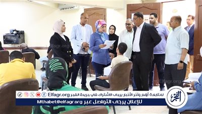 رئيس جامعة الأقصر تتفقد سير امتحانات الفصل الدراسي الثاني بكلية الألسن