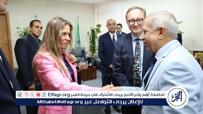 رئيس الأكاديمية العربية يستقبل سفير جمهورية لاتفيا في القاهرة بفرع العلمين