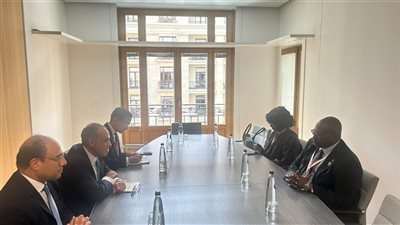 وزير الخارجية والهجرة يلتقى وزير خارجية زامبيا على هامش الاجتماع الوزاري الإفريقى الأوروبى