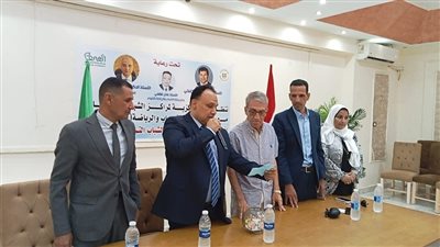 وكيل الوزارة الشباب بمحافظة الفيوم يشهد قرعة دوري المراكز