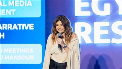 لمياء كامل تفوز بجائزة 