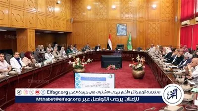 نائب محافظ الإسماعيلية يناقش تنفيذ مشروعات مياه الشرب والصرف الصحي