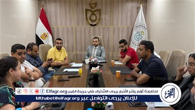  مدير الرعاية الصحية بالأقصر يجتمع بالقيادات التنفيذية لمتابعة توافر الأدوية داخل منشآت الهيئة