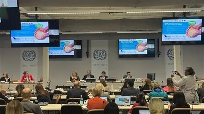 نائب وزير الصحة تشارك في جلسة نقاشية بعنوان 