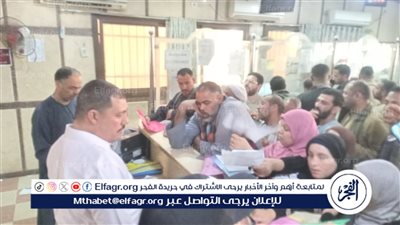 رئيس مركز القوصية بأسيوط يتابع سير العمل بالمركز التكنولوجي لخدمة المواطنين 