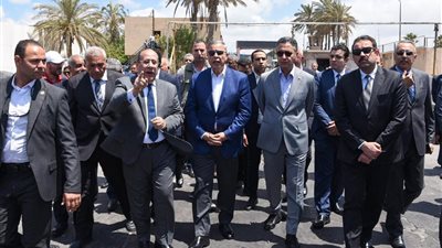 وزير التموين والمدير التنفيذي لجهاز “مستقبل مصر” ومحافظ الإسكندرية يتفقدون أعمال التطوير بمحطة الزيوت بالمكس