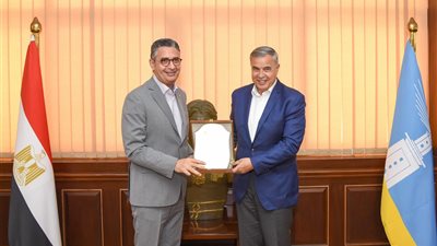 محافظ الإسكندرية يستقبل وزير التموين والمدير التنفيذي لجهاز “مستقبل مصر” بديوان عام المحافظة