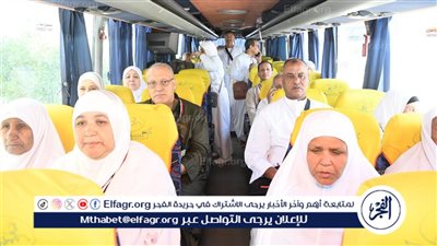 محافظ قنا يودّع وفد الحجاج في أجواء روحانية مفعمة بالإيمان والفرحة