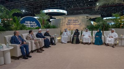 شيخ الأزهر يلتقي الشيخ النائب الثاني لحاكم دبي