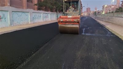 الانتهاء من رصف وتطوير طريق بهرمس بمنشأة القناطر بطول 2.5 كم