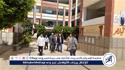 محافظ أسيوط يتفقد لجان امتحانات الشهادة الإعدادية بمدرستي ناصر الثانوية والاعدادية بحى شرق 