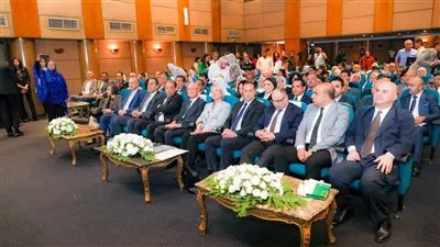 وزيرة البيئة: ملف الحد من التلوث البلاستيكي يلقى دعم غير مسبوق من فخامة رئيس الجمهورية