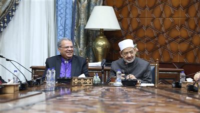 رئيس الطائفة الإنجيلية يزور قيادات دينية لتهنئة عيد الأضحى