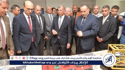 محافظ أسيوط يتفقد المعرض العلمي لوكالة الفضاء المصرية لنماذج أقمار صناعية تعليمية