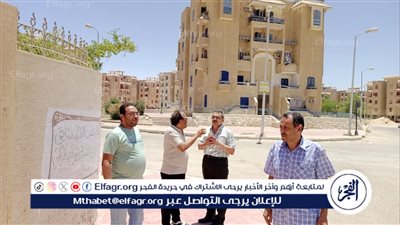 مديرعام إقليم وسط الصعيد الثقافي يتفقد سير العمل بمكتبة الطفل والشباب بأسيوط الجديدة 