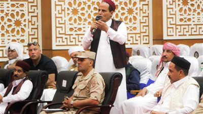 المنطقة الغربية العسكرية تنظم لقاء مع شيوخ وعواقل محافظة مطروح‎