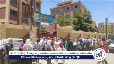 الفجر ترصد خروج طالبات الشهادة الإعدادية فى اخر ايام امتحانات الفصل الدراسي الثاني بأسيوط 