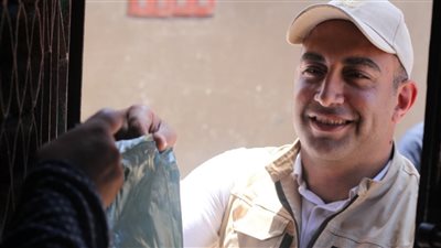 بيت الزكاة يوزع لحوم صدقات لأكثر من 50 ألف أسرة