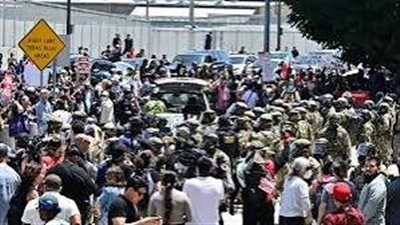 بعد مداهمات الهجرة.. ماذا يحدث في لوس أنجلوس؟