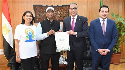 محافظ الفيوم يبحث التعاون المشترك مع سفير الهند بالقاهرة