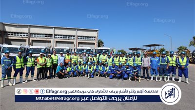 وزير الإسكان يتفقد محطة التنقية الشرقية ويشهد اصطفاف معدات شركة الصرف الصحي بالإسكندرية