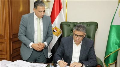 أدفع أولا..غضب بين أولياء الأمور لفرض تعليم الجيزة رسوما على نتيجة الشهادة الإعدادية