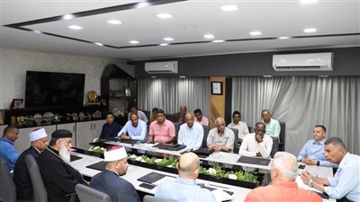 محافظ أسوان: وضع أسلوب وآلية لتنفيذ خطة ترشيد الإستهلاك للكهرباء