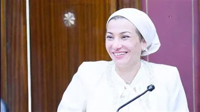 وزيرة البيئة: نحتاج 300 مليار دولار لمواجهة تغير المناخ.. والقطاع الخاص شريك رئيسى