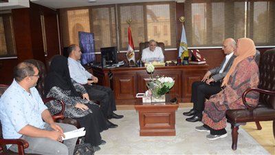 محافظ الغربية يعقد اجتماعًا لمتابعة تنفيذ محور 