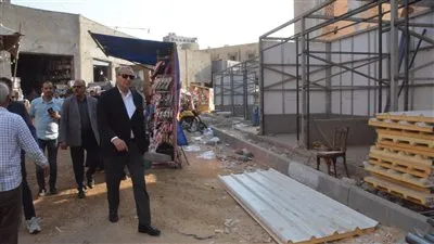 محافظ الغربية يتفقد شوارع طنطا لمتابعة أعمال النظافة ورفع الإشغالات 