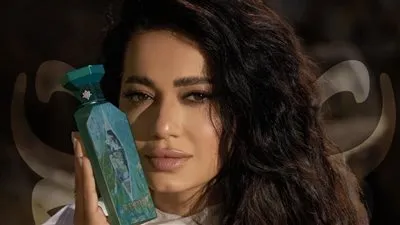 رحمة رياض تطلق عطرًا جديدًا بعنوان “Veridian – Where Summer Begins” بتصوير خاص في بيروت