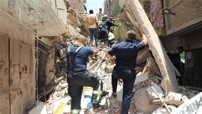 انهيار عقاريين في حدائق القبة.. طفلة تلفظ أنفاسها الأخيرة على فراش المستشفى