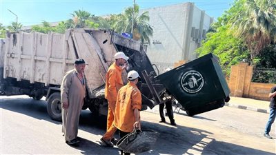 محافظ الدقهلية يتابع أعمال منظومة النظافة ورفع كافة المخلفات بمدينتي المنصورة وطلخا وجميع المراكز