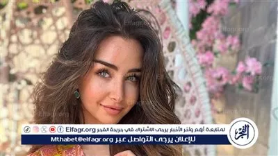 هنا الزاهد تُشعل مواقع التواصل بصورة جديدة مع كرارة وتامر حسني في عمل سينمائي مشترك