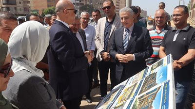 محافظ القليوبية يتفقد فرع مكتبة مصر العامة في شبرا الخيمة | صور