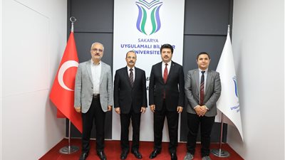 وفد جامعة بنها في زيارة لجامعة سكاريا للعلوم التطبيقية بتركيا