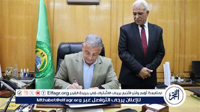 بعد اعتماده نتيجة الإعدادية بنسبة نجاح 85.01 ٪..محافظ الإسماعيلية يهنئ الطلاب الأوائل