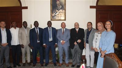 طب القاهرة تستقبل وفد من سفارة غينيا (تفاصيل)